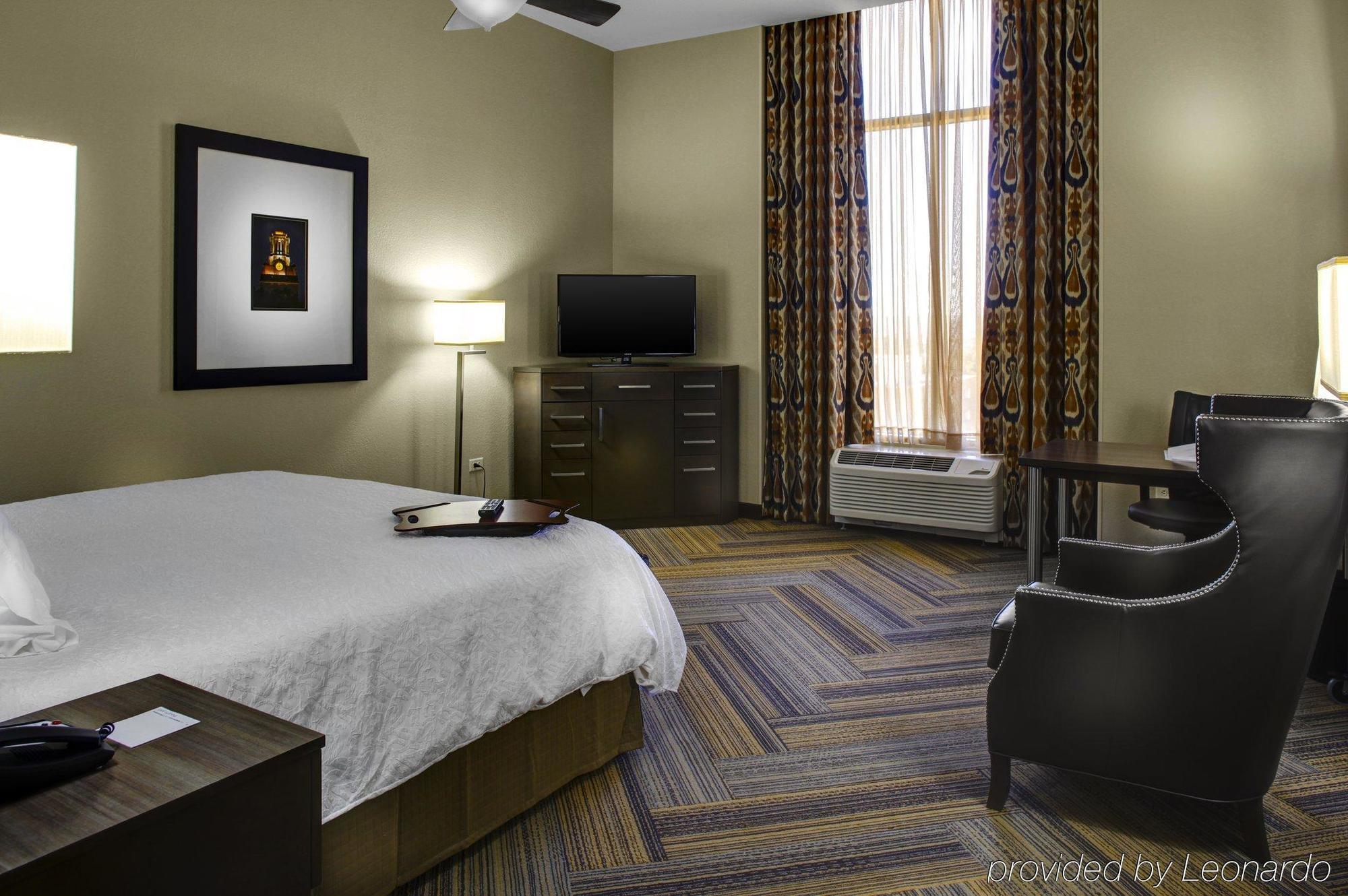 Hampton Inn And Suites Austin University Capitol Luaran gambar